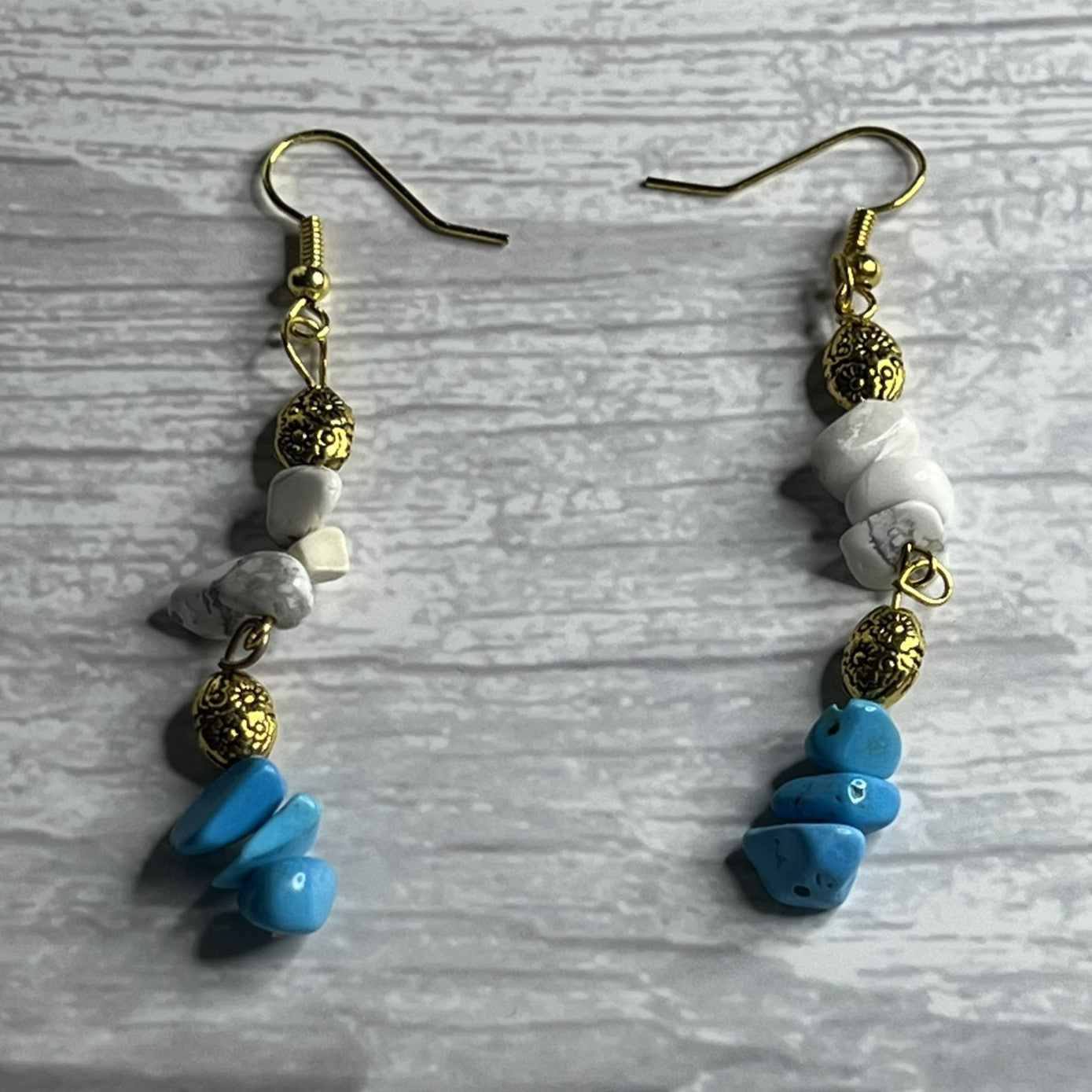 Howlite Blue and White Crystal Chip Earrings