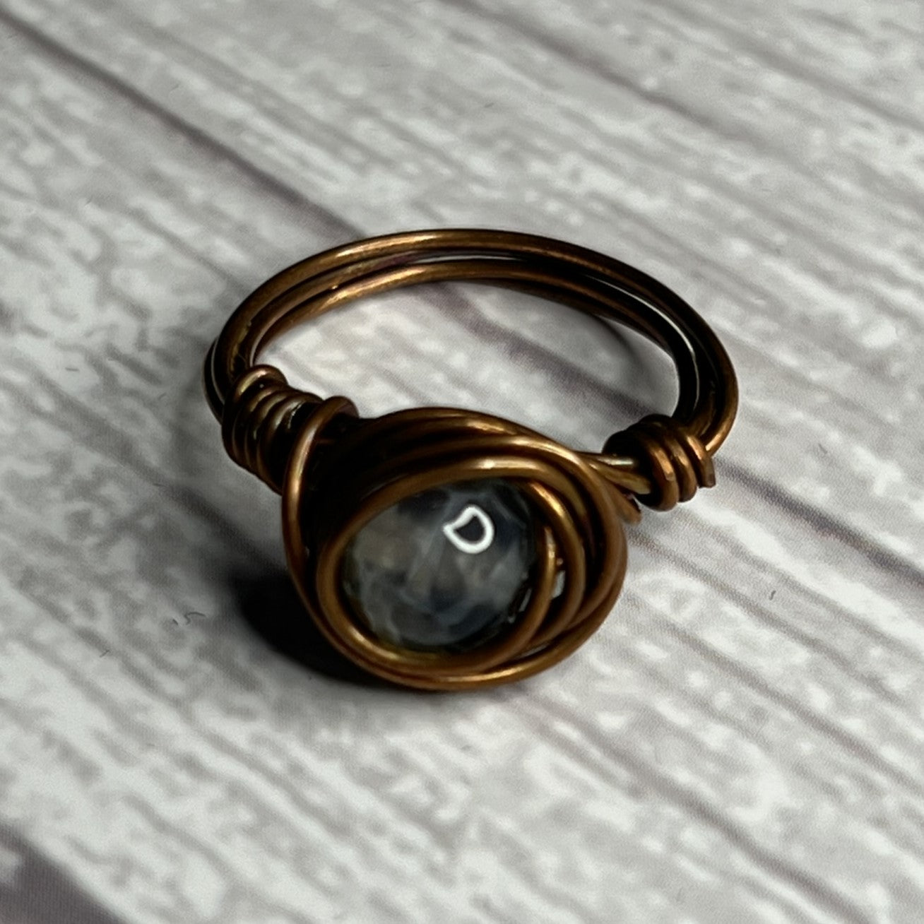 Agate Ring with Faceted Bead in Copper-Wrap Setting. Size 6