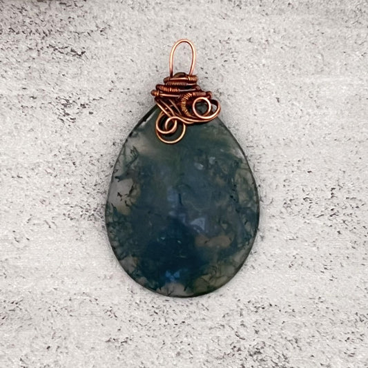 Moss Agate Tear Drop Stone with Woven Copper Bale